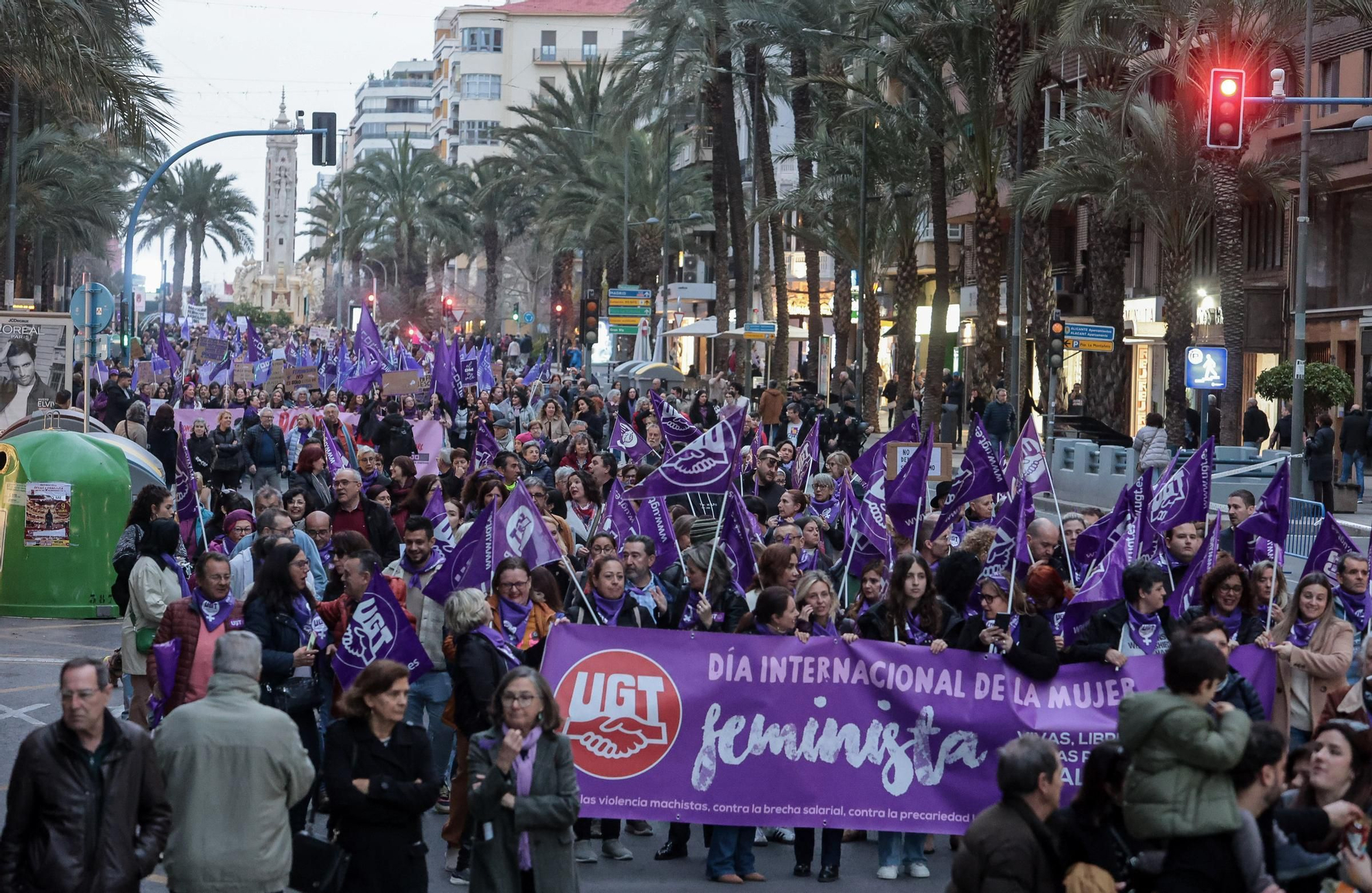 Marcha 8M en Alicante, día de la Mujer
