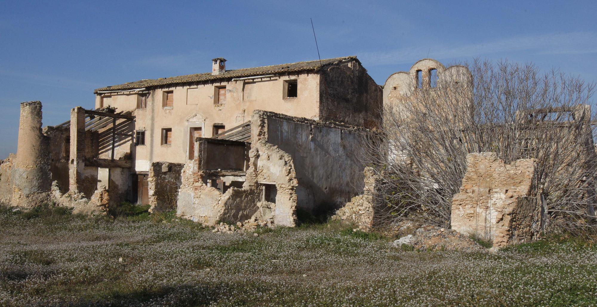 El poblado abandonado de Berfull, una cita con el pasado