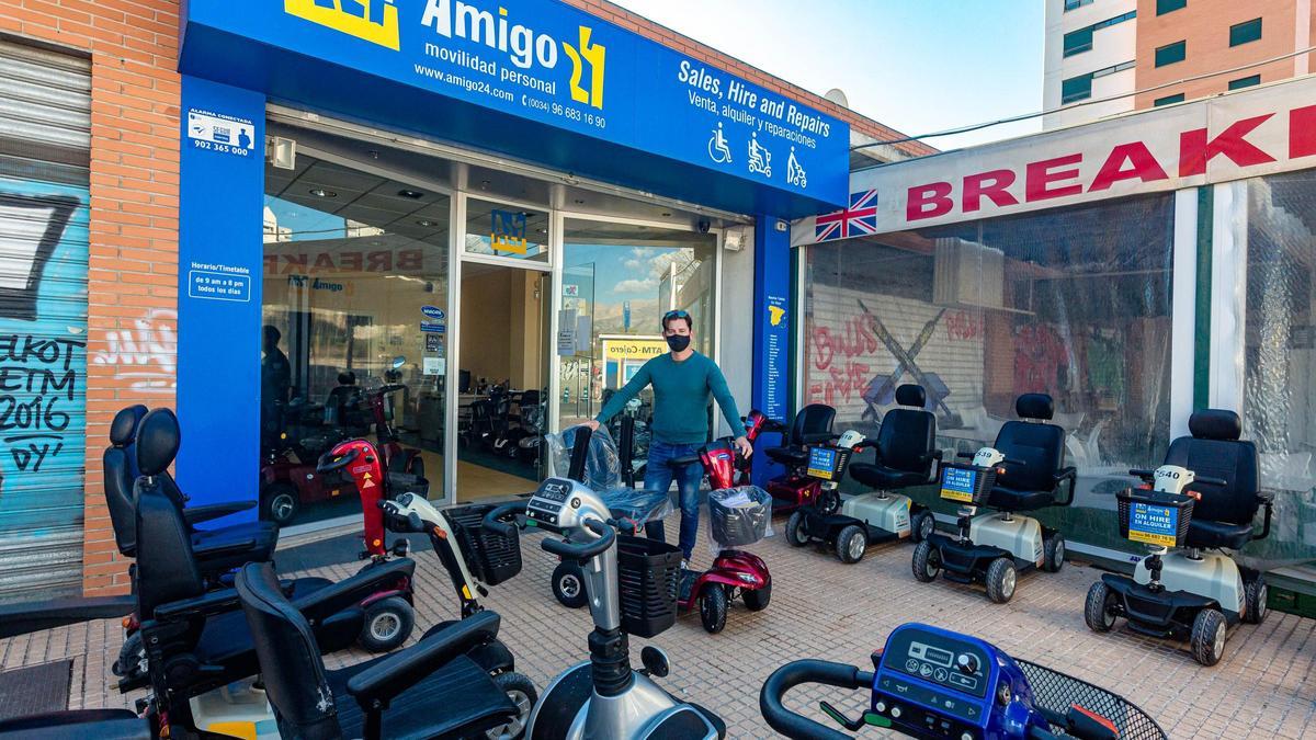 Amigo 24 cuenta con servicio técnico propio con servicio de entrega y recogida de su scooter.