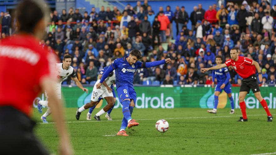 1-1. Mamardashvili evita una tragedia