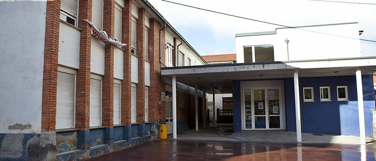 El colegio de Villoria, en Laviana. | Fernando Rodríguez