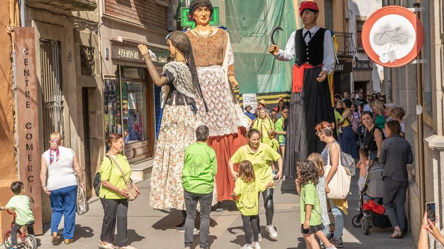 Un moment de la cercavila dels gegants