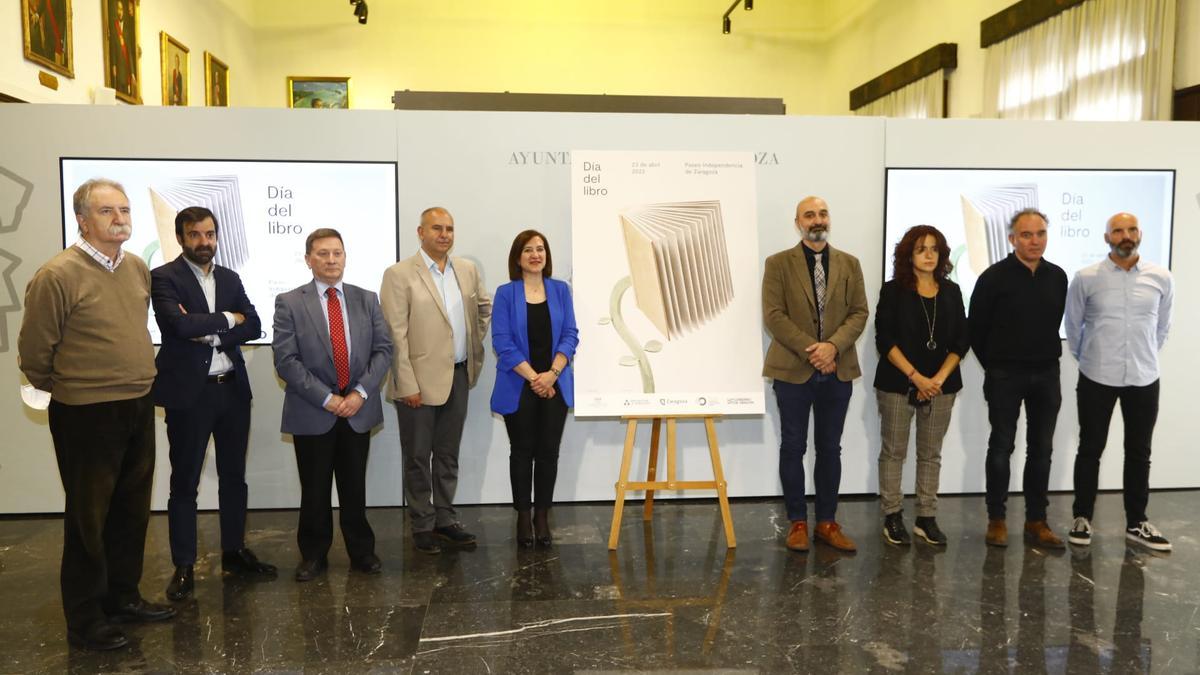 El Día del Libro se ha presentado este martes en el Ayuntamiento de Zaragoza.