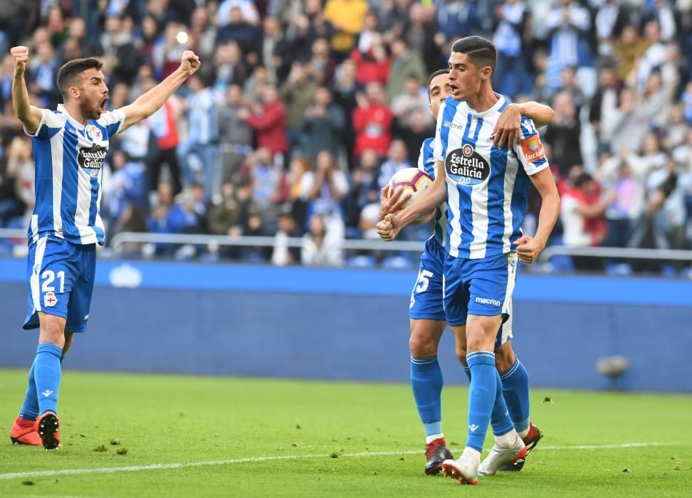 El Dépor remonta y le gana 4-2 al Málaga