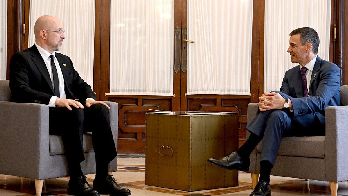 El presidente del Gobierno, Pedro Sánchez, se ha reunido en Sevilla con el primer ministro de Ucrania, Denys Shmyhal.