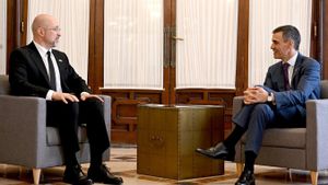 El presidente del Gobierno, Pedro Sánchez,  se ha reunido en Sevilla con el primer ministro de Ucrania,  Denys Shmyhal.