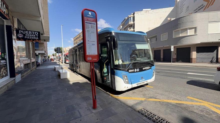 Torrevieja recurre para su nuevo servicio de transporte a 18 autobuses usados del País Vasco, Madrid y Benidorm con más de diez años