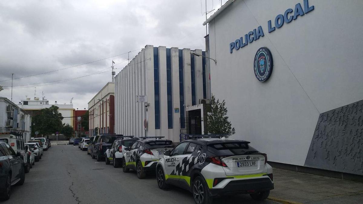 Las plazas son para la promoción interna de la Policía Local de Puente Genil.