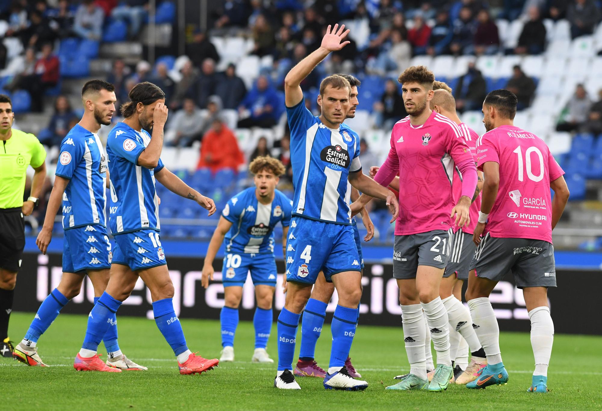 El Dépor se impone en Riazor al colista Talavera (3-2)