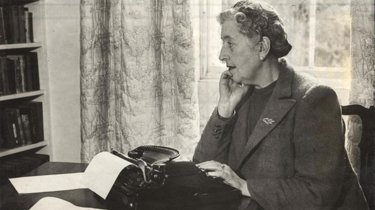 zentauroepp129504 agatha christie180927171137