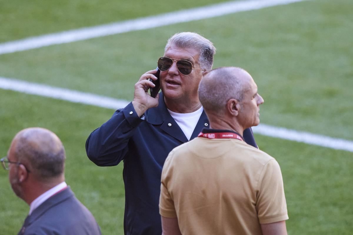 Joan Laporta, president of FC Barcelona, looks on during training before the Final Copa de Rey, football match between Real Madrid and FC Barcelona at La Cartuja Stadium on April 25, 2025 in Sevilla, Spain. AFP7 25/04/2025 ONLY FOR USE IN SPAIN. Salva L. Castizo / AFP7 / Europa Press;2025;Soccer;Sport;ZSOCCER;ZSPORT;FC Barcelona training Session - Final Copa Del Rey