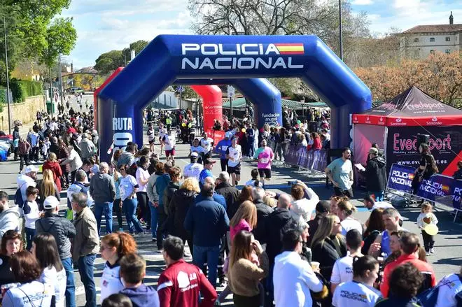 Búscate en las carreras de la Policía Nacional en Plasencia