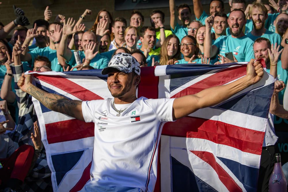 Lewis Hamilton celebra su séptimo título mundial