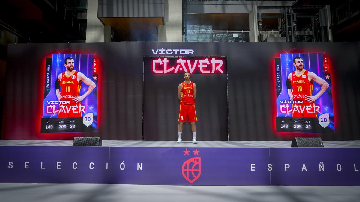 Víctor Claver, en su presentación con España