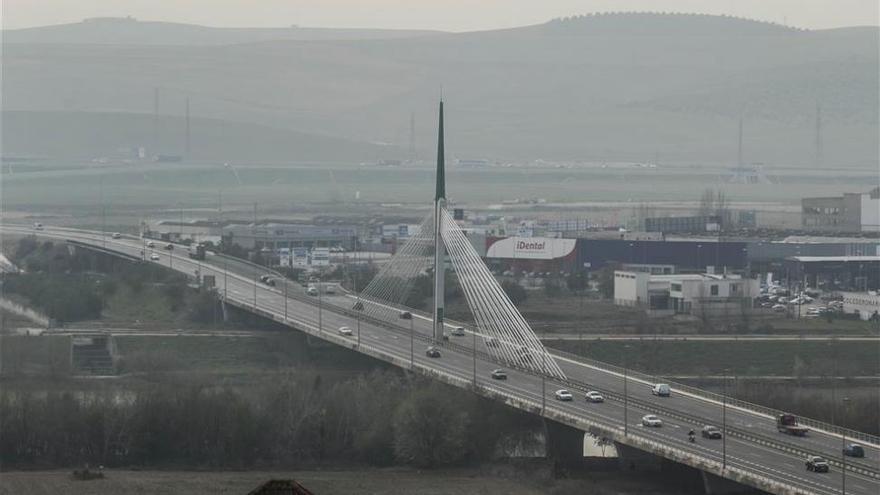 Los ingenieros de caminos andaluces alertan de recortes hasta 2018