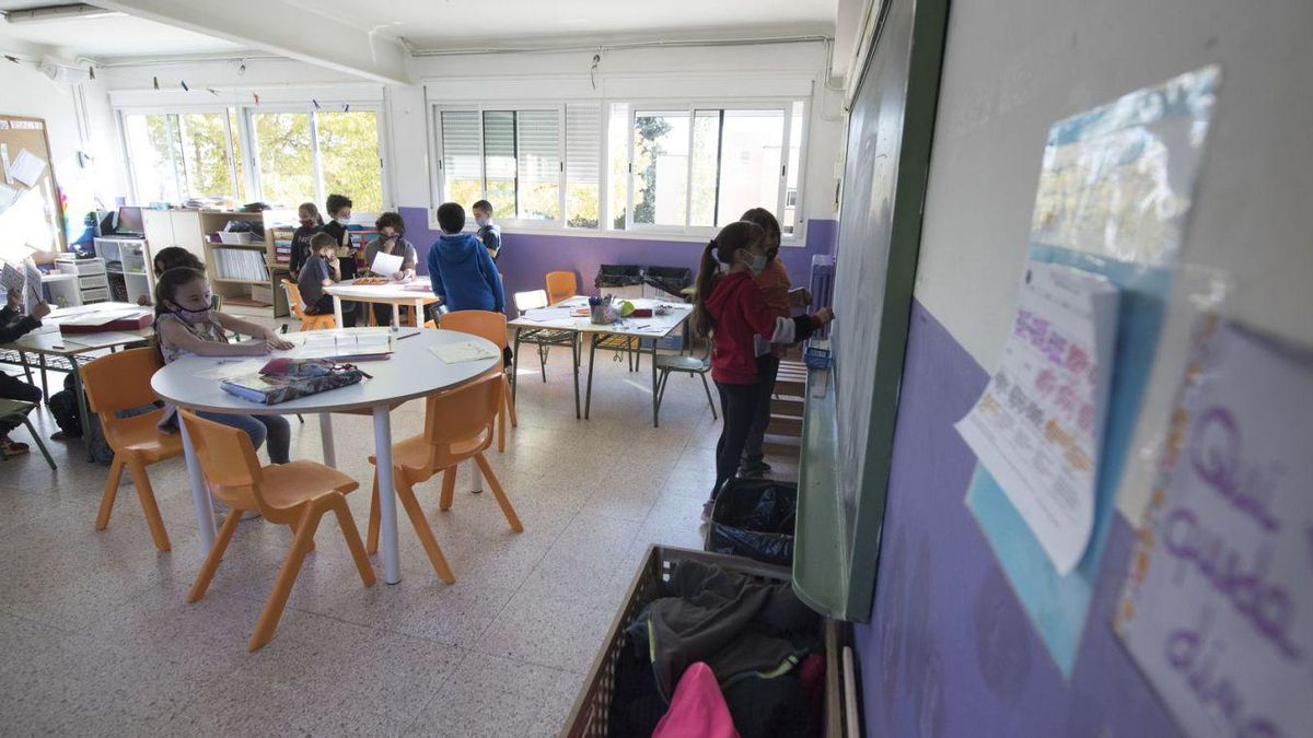 Alumnes de l’escola Sant Ignasi de Manresa en una de les classes del centre aquest primer trimestre dels curs escolar