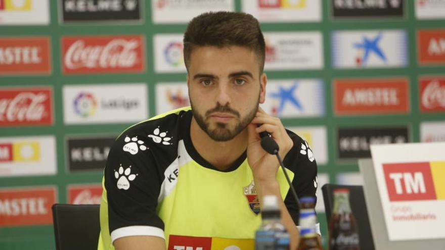 Pelayo Novo, durante una rueda de Prensa con el Elche