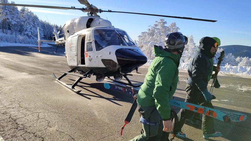 Un montañero salva su vida en Soria haciendo un agujero en la nieve