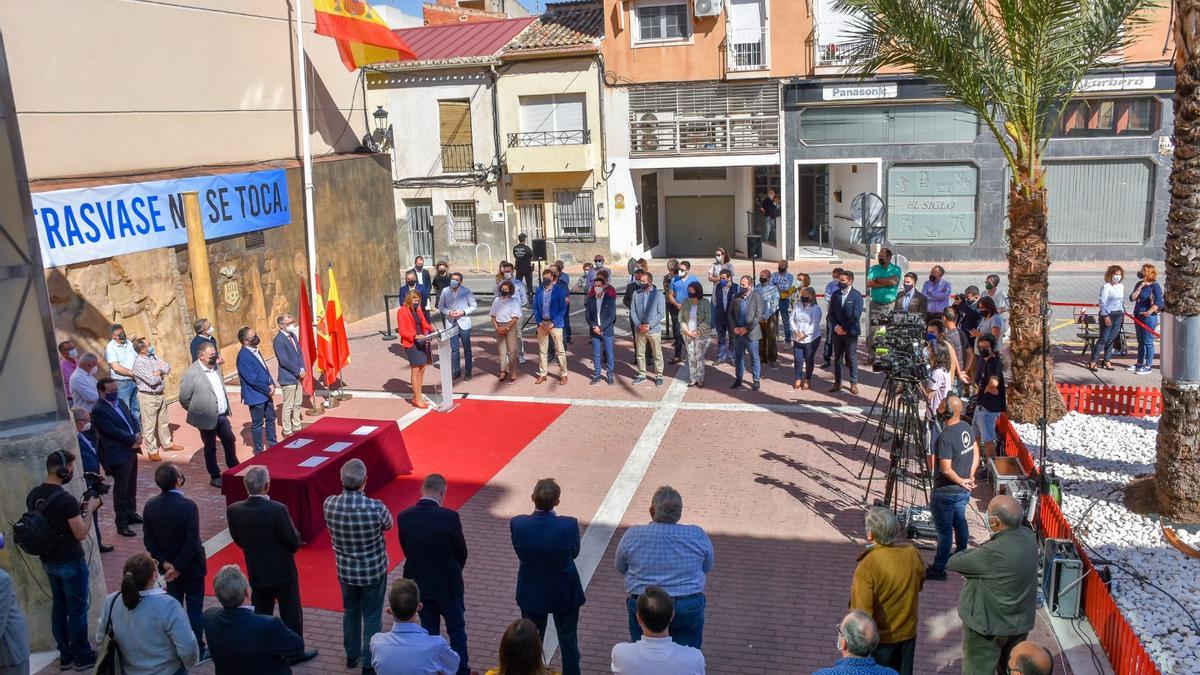 Archena apoya el manifiesto de la alcaldesa en favor del trasvase