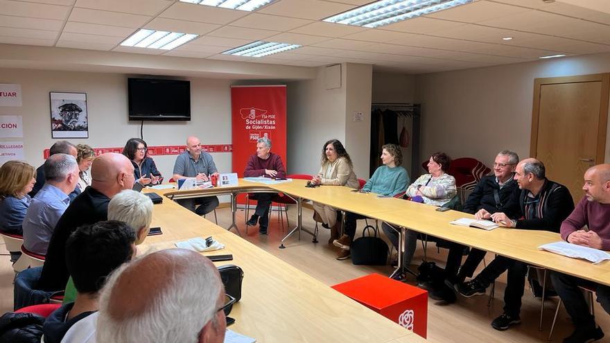 Los concejales del PSOE votan a favor de tramitar el Plan de Movilidad pese a las peticiones de la dirección del partido