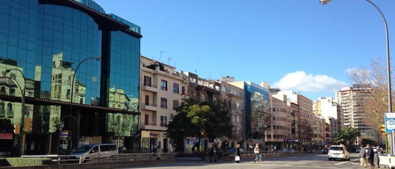 Las Avenidas se miran en el espejo de Blanquerna, la nueva zona de tapeo.