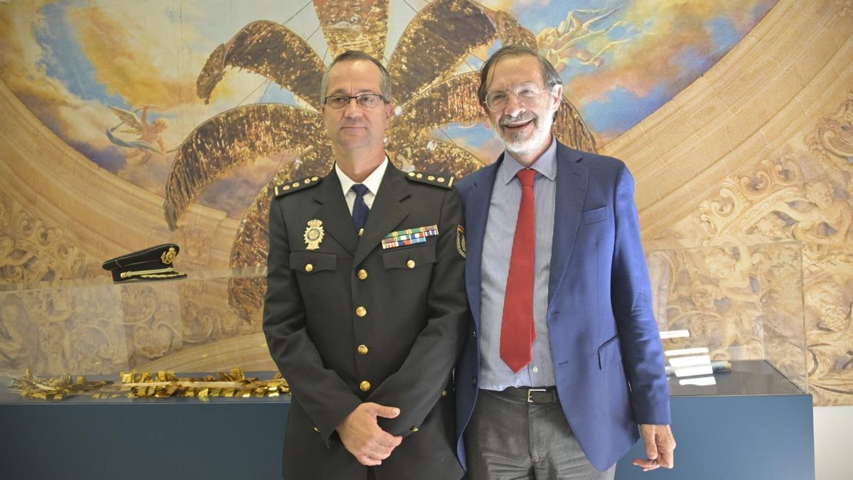 Montore y Martínez Pujalte, durante el acto de este viernes al que no ha podido acudir la paracaidista Gómez Hurtado