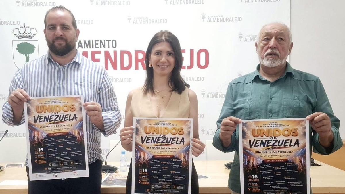 Presentación de la gala benéfica en favor de Venezuela realizada en el salón de actos del ayuntamiento.