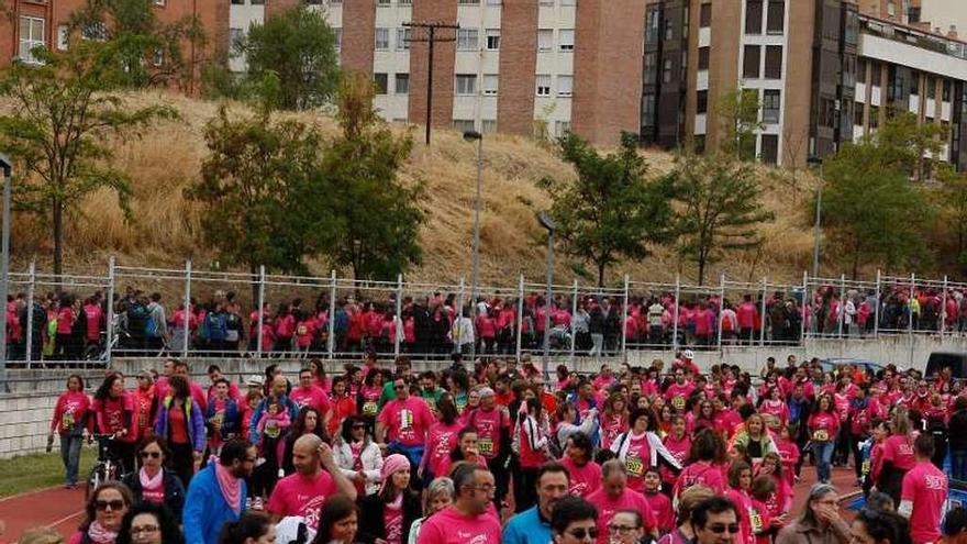 Los andarines, tomando la salida en la Ciudad Deportiva.