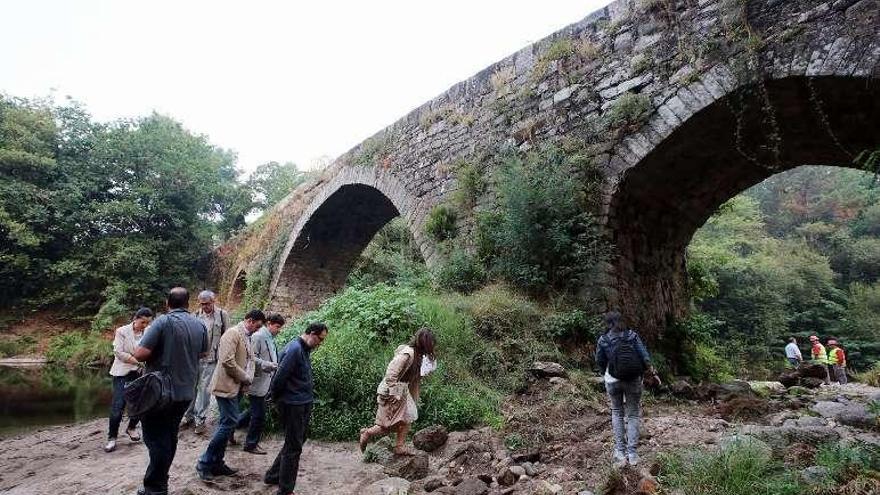 El conselleiro de Cultura visitó la infraestructura. // A. Hernández