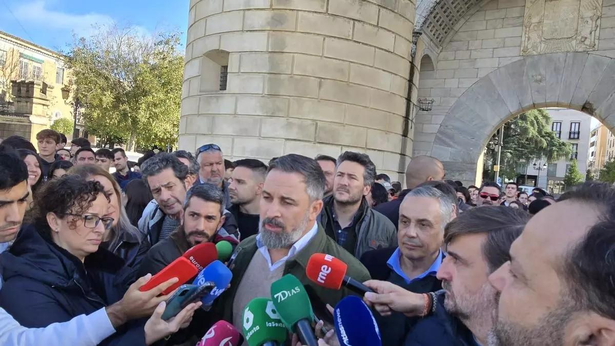 Vídeo | Santiago Abascal en Badajoz: "Guardiola es la portavoz de la invasión migratoria, del terrorismo climático y de la Agenda 2030"