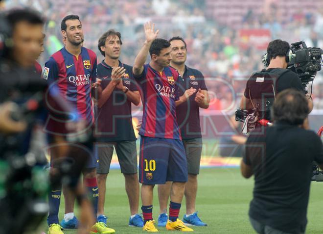 Aquí tienes las mejores fotografías de la presentación del primer equipo ante la afición culé en el Gamper