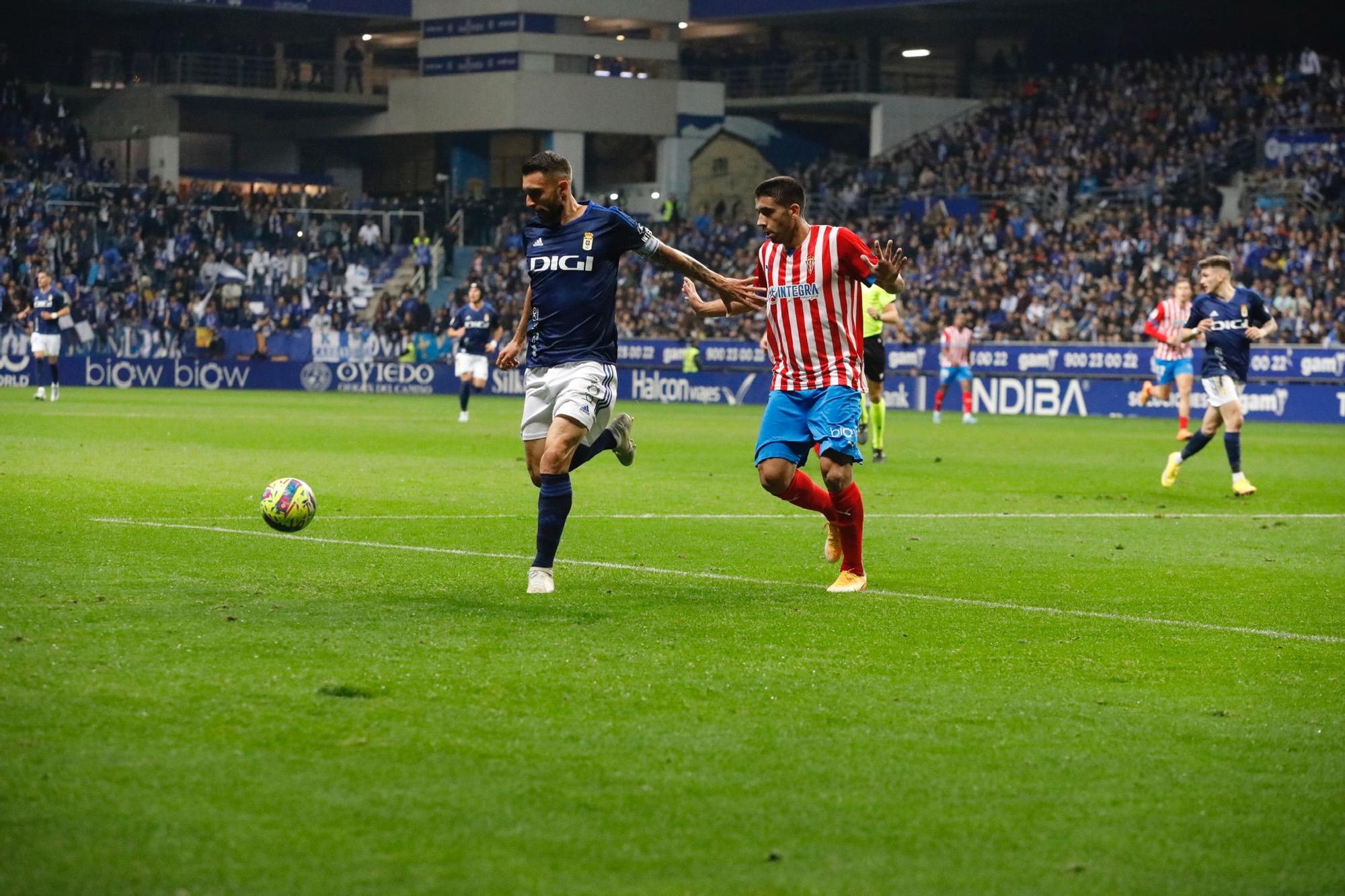 En imágenes: así se vivió el derbi en el Tartiere