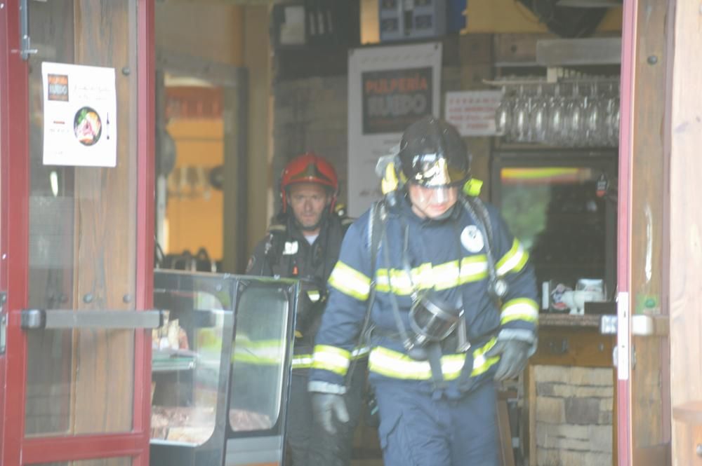 incendio en un restaurante de Arousa