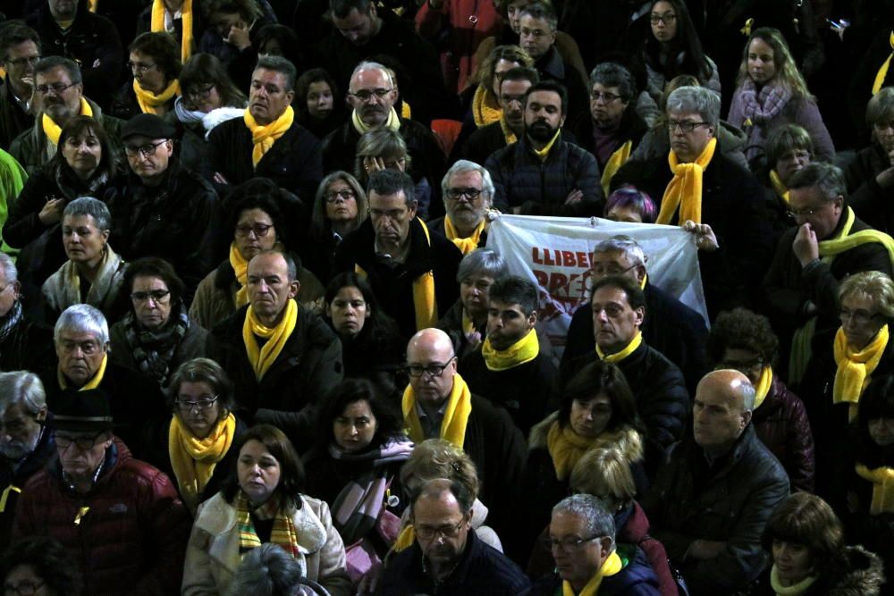 Concentració a la Plaça del Vi.