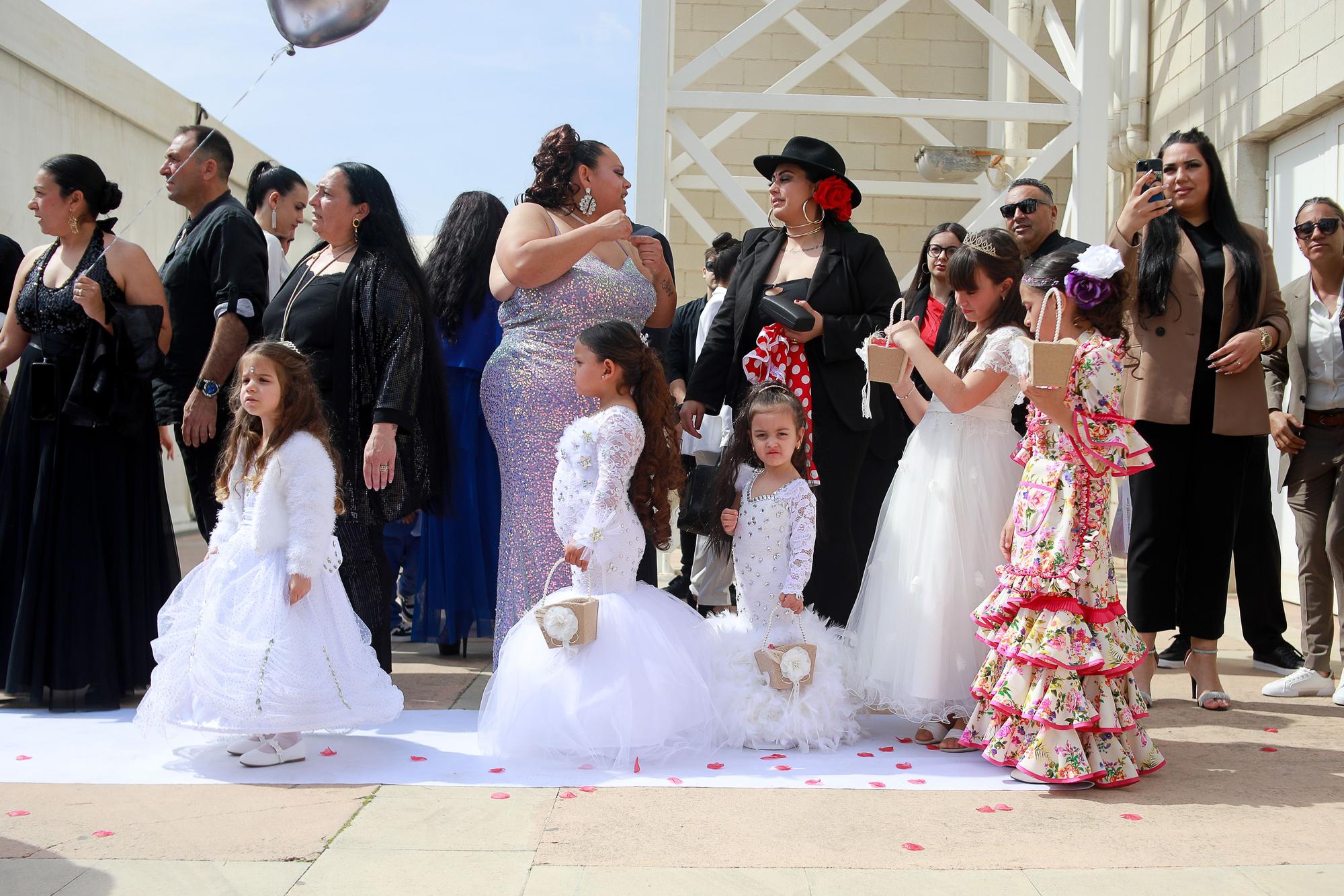 FOTOS | Las imágenes de la gran boda gitana de Lucía y Daniel en Ibiza