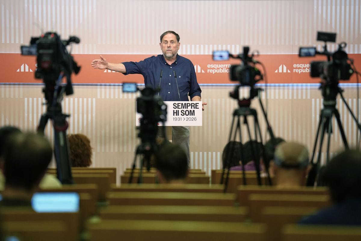 El presidente de ERC, Oriol Junqueras, en una rueda de prensa este lunes 31 de agosto