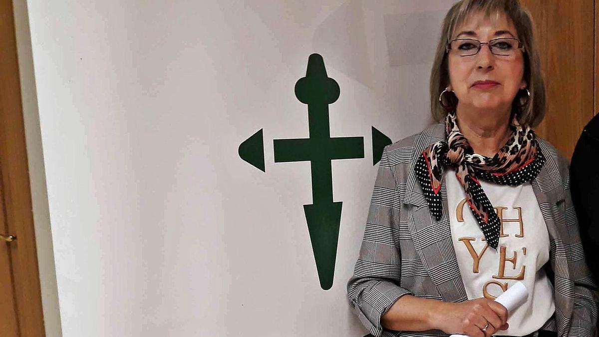 Carmen Prieto, presidenta de la Asociación Contra el Cáncer de Benavente, en la sede. | E.P.