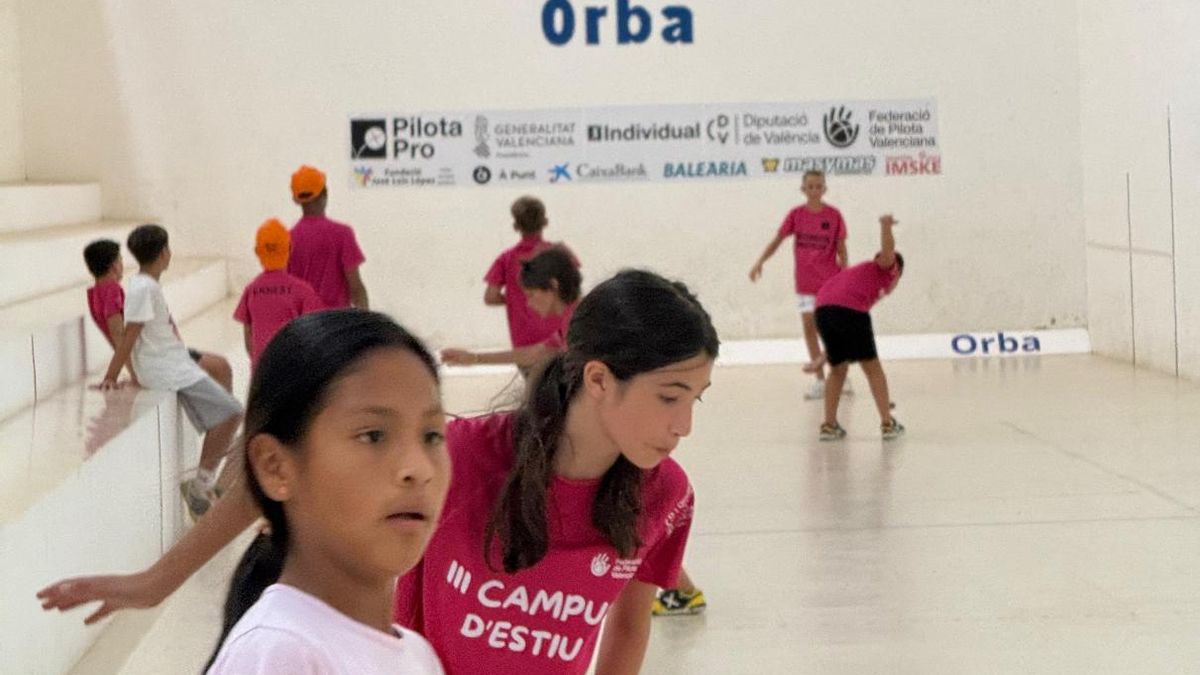 El trinquet d'Orba, a ple rendiment durant el Campus.