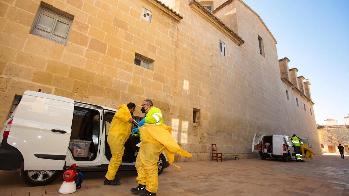 Desinfectan el monasterio de Santa Faz tras un brote que afecta a nueve monjas