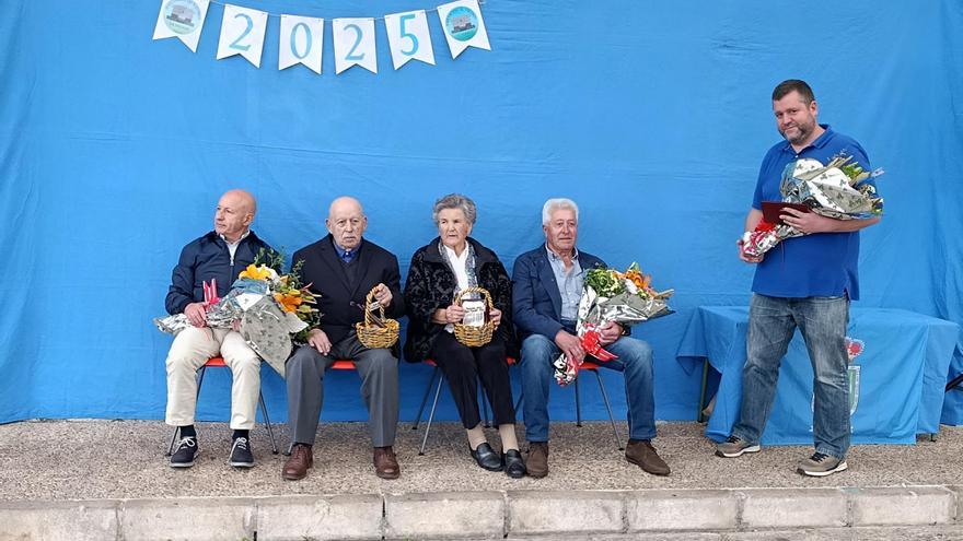 Viella homenajea sus mayores