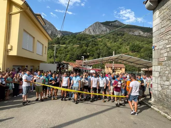 A la carrera, con madreñes: Bezanes acogerá el 8 de agosto el VI Campeonato del Mundo, que une deporte y tradición