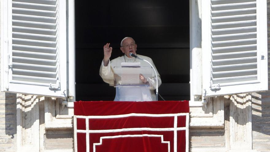 El papa reclama que &quot;los ataques de las armas se terminen en Israel y Palestina