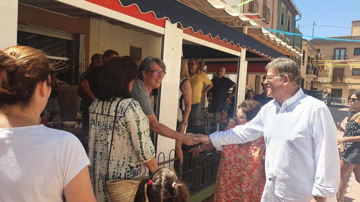 El presidente de la Generalitat, Ximo Puig, en su visita este lunes a la Vall d&#039;Alcalà