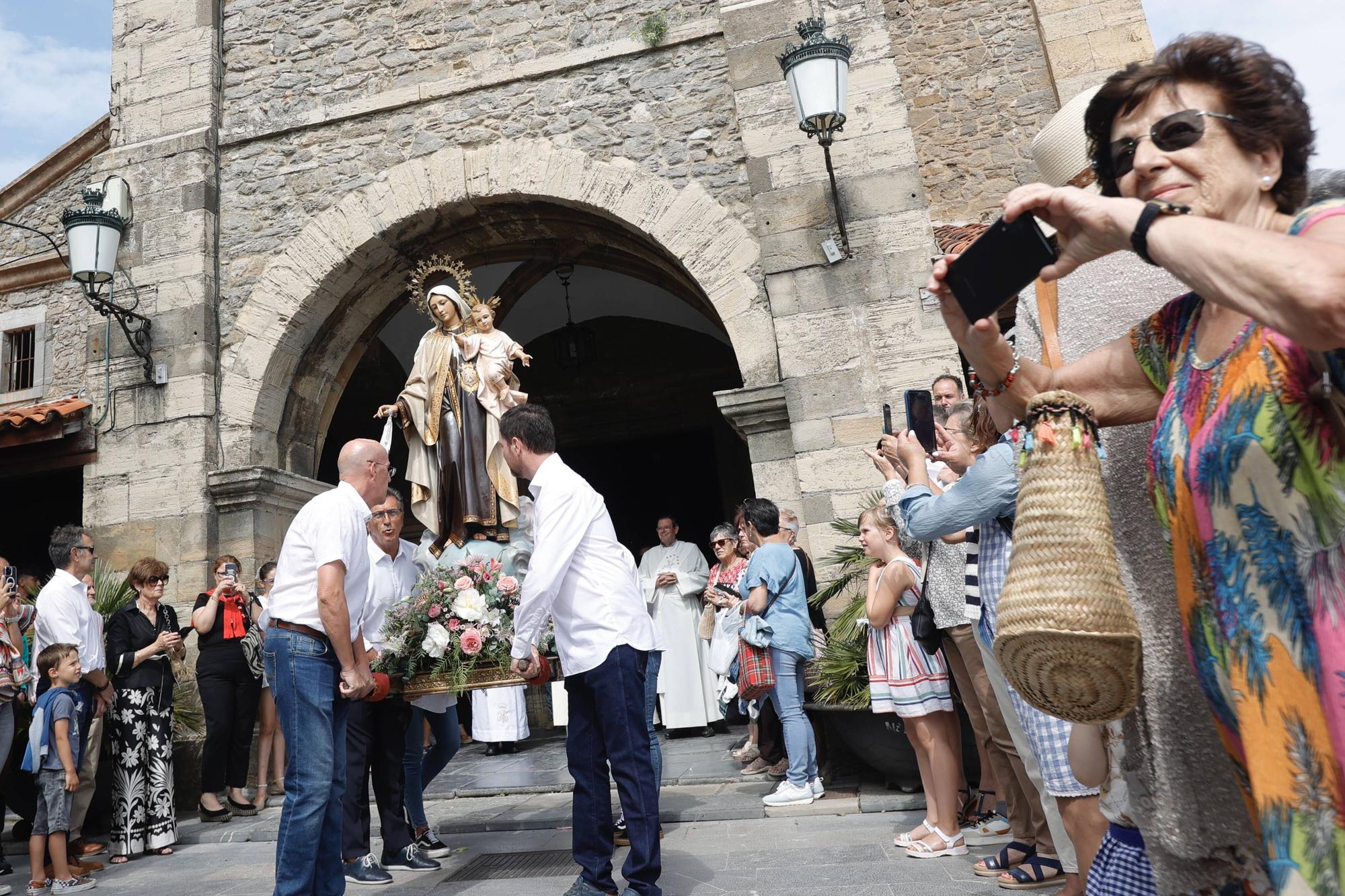 En imágenes| El Carmen retumba en Asturias