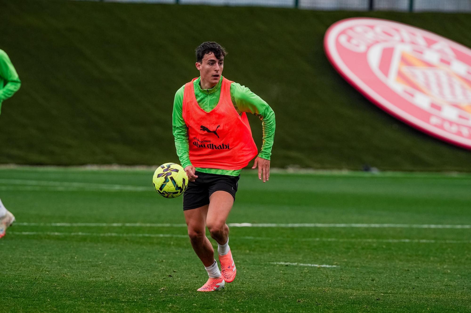 The images of Girona's return to training