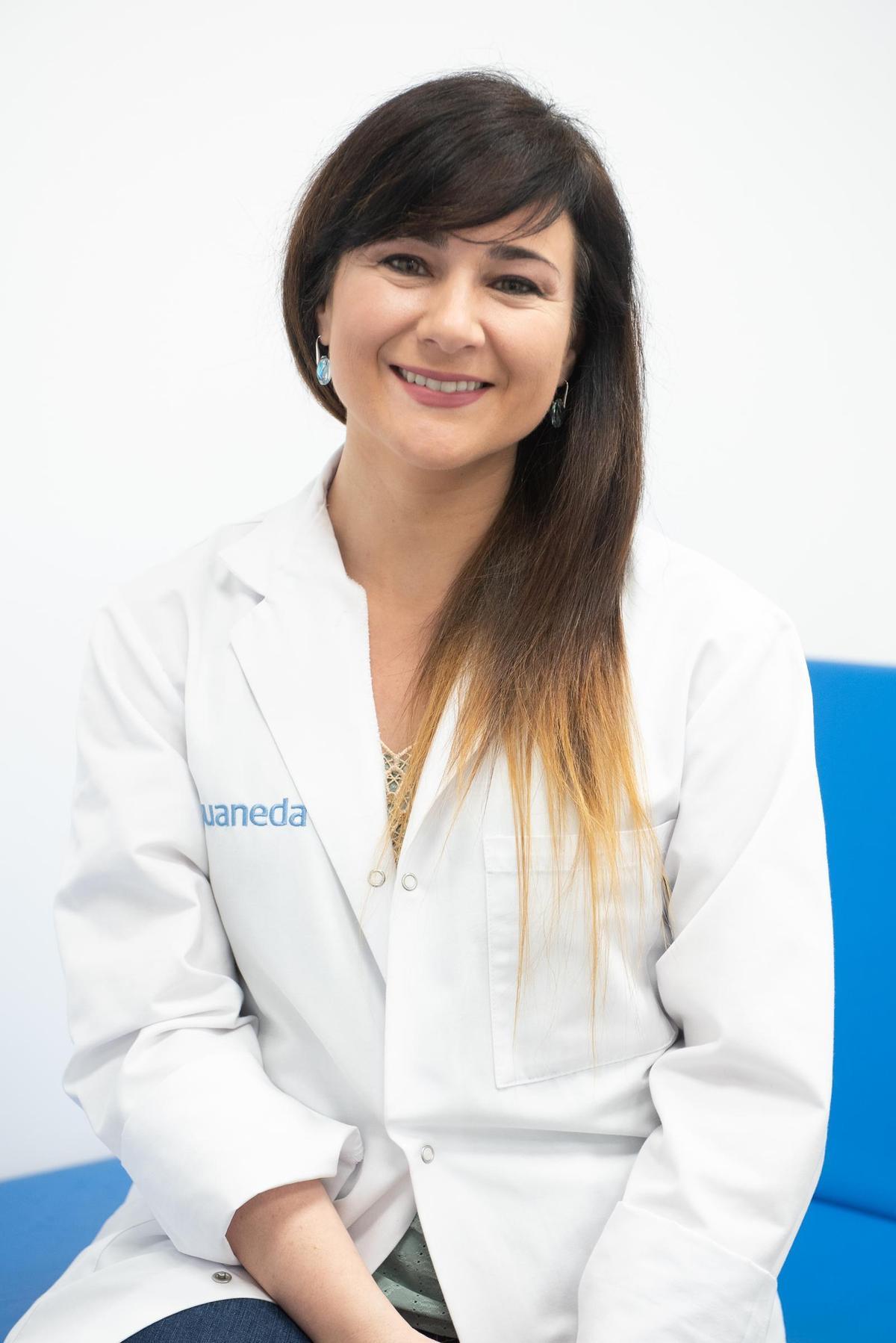 La Dra. Elisabet Arango, cirujana torácica en Juaneda Hospitales, es experta en cirugía uniportal, idónea para tratar la hiperhidrosi.