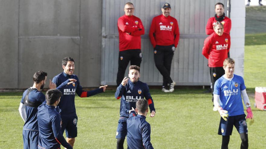 Marcelino fija un último ensayo