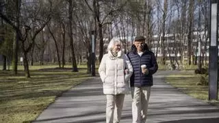 Hacienda beneficiará con 1.150 euros a las personas que vivan con personas mayores de 65 años