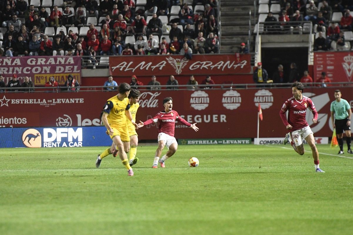 Revive la victoria del Real Murcia frente al Alcorcón, en imágenes
