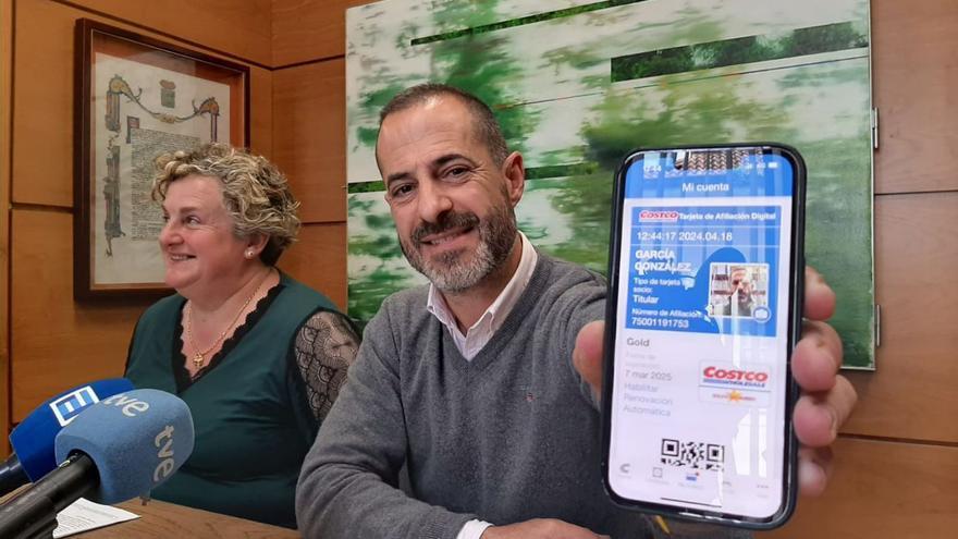 Siero azuza la batalla por Costco: &quot;Los 39.000 votos de IU no pueden decidir dónde compramos todos&quot;